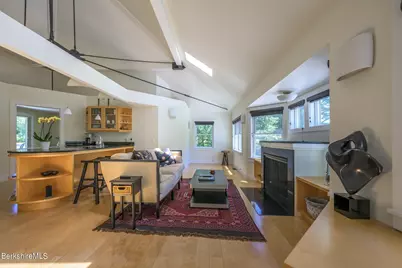 176 West Center Rd, West Stockbridge, MA 01266 - Photo 45