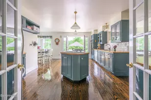 176 W Center Rd, West Stockbridge, MA 01266 - Photo 17