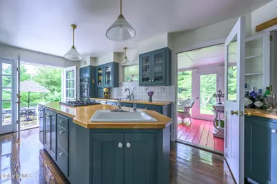 176 West Center Rd, West Stockbridge, MA 01266 - Photo 21