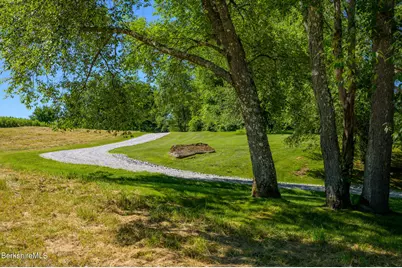 176 West Center Rd, West Stockbridge, MA 01266 - Photo 9