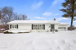 4 Paula Ave, Pittsfield, MA 01201 - Photo 1