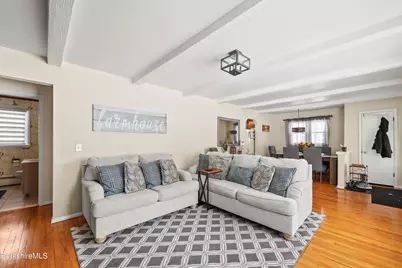 4 Paula Ave, Pittsfield, MA 01201 - Photo 11