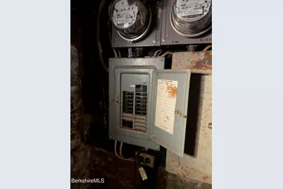 85 Church St, North Adams, MA 01247 - Photo 21