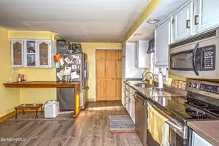 380 W Rd, Adams, MA 01220 - Photo 13