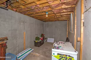 380 W Rd, Adams, MA 01220 - Photo 37