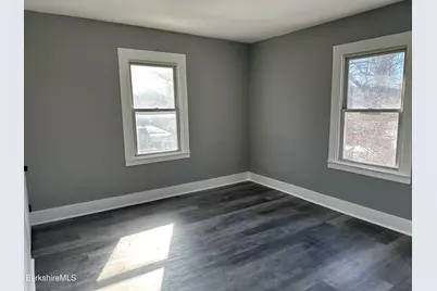 139 Robbins Ave, Pittsfield, MA 01201 - Photo 17