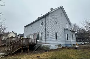 139 Robbins Ave, Pittsfield, MA 01201 - Photo 3