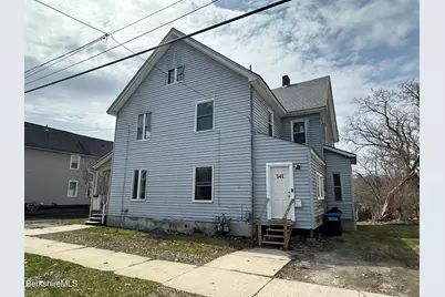 139 Robbins Ave, Pittsfield, MA 01201 - Photo 3