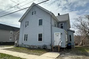 139 Robbins Ave, Pittsfield, MA 01201 - Photo 3