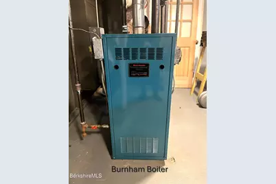 10 Huron St, Pittsfield, MA 01201 - Photo 17