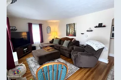 10 Huron St, Pittsfield, MA 01201 - Photo 3