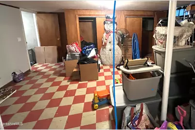 10 Huron St, Pittsfield, MA 01201 - Photo 15