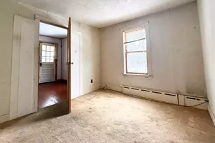 9 Depot St, Monroe, MA 01350 - Photo 25