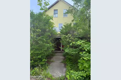 9 Depot St, Monroe, MA 01350 - Photo 1