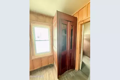 9 Depot St, Monroe, MA 01350 - Photo 13