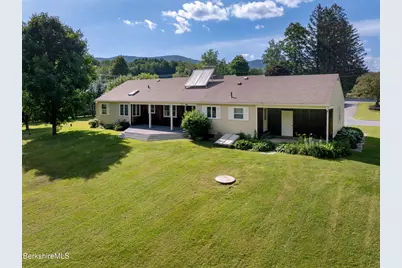 92 Hancock Rd, Williamstown, MA 01267 - Photo 25