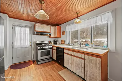 3 Van Schaack Rd, West Stockbridge, MA 01266 - Photo 11