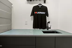 424 N Hemlock Ln, Williamstown, MA 01267 - Photo 33