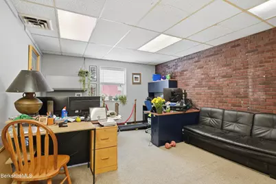 449 Pittsfield Rd, Lenox, MA 01240 - Photo 47