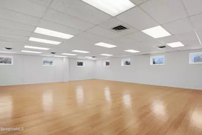 449 Pittsfield Rd, Lenox, MA 01240 - Photo 33