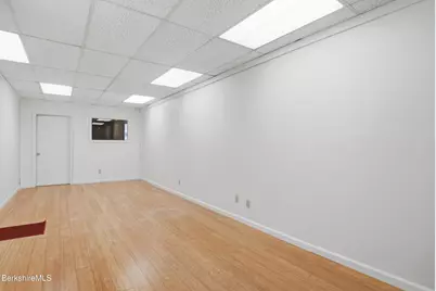 449 Pittsfield Rd, Lenox, MA 01240 - Photo 41