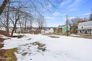 2 Horn Pl, Adams, MA 01220 - Photo 37