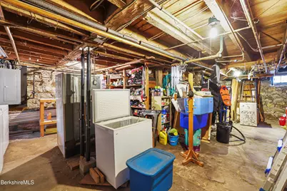 2 Horn Place, Adams, MA 01220 - Photo 31