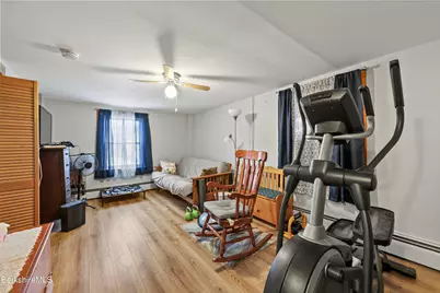 2 Horn Place, Adams, MA 01220 - Photo 17