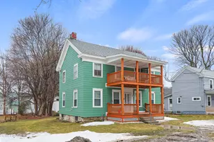 2 Horn Pl, Adams, MA 01220 - Photo 3