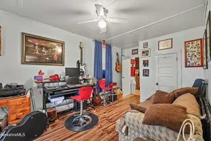 2 Horn Pl, Adams, MA 01220 - Photo 13