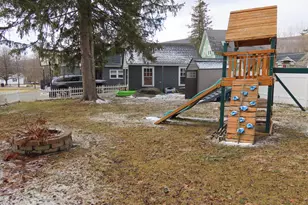 284 Franklin St, North Adams, MA 01247 - Photo 61