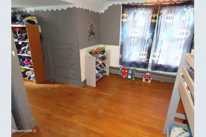 284 Franklin St, North Adams, MA 01247 - Photo 39