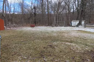 284 Franklin St, North Adams, MA 01247 - Photo 3