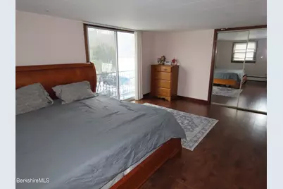 284 Franklin St, North Adams, MA 01247 - Photo 29