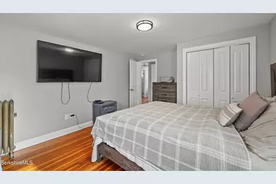 40 Stearns Ave, Pittsfield, MA 01201 - Photo 17