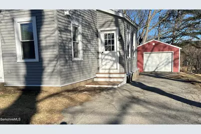 40 Stearns Ave, Pittsfield, MA 01201 - Photo 25