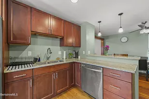 40 Stearns Ave, Pittsfield, MA 01201 - Photo 11