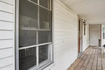 147 Dewey Ave, Pittsfield, MA 01201 - Photo 31