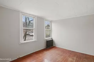 147 Dewey Ave, Pittsfield, MA 01201 - Photo 5