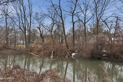 153 Dewey Ave, Pittsfield, MA 01201 - Photo 19