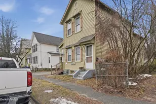 153 Dewey Ave, Pittsfield, MA 01201 - Photo 3