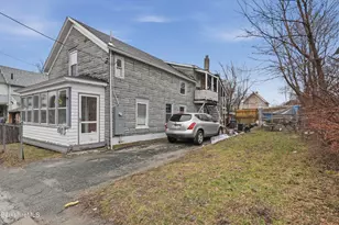 24 Southern Ave, Pittsfield, MA 01201 - Photo 5