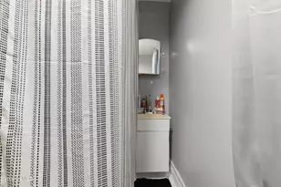 24 Southern Ave, Pittsfield, MA 01201 - Photo 19