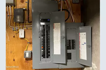 19 Commonwealth Ave, Pittsfield, MA 01201 - Photo 65