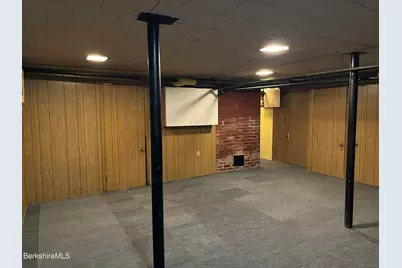 19 Commonwealth Ave, Pittsfield, MA 01201 - Photo 63