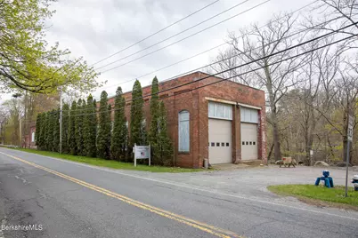 395 N Park St, Great Barrington, MA 01230 - Photo 17