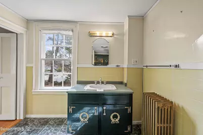 514 South St, Pittsfield, MA 01201 - Photo 59