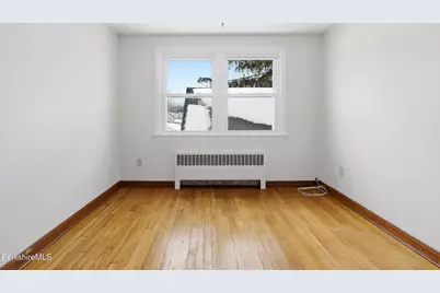 196 Park Ave #R, Dalton, MA 01226 - Photo 13