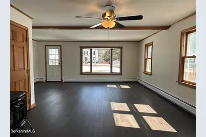 181 Park Ave #A, Dalton, MA 01226 - Photo 9