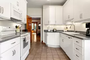 211 Cottage St, Great Barrington, MA 01236 - Photo 7